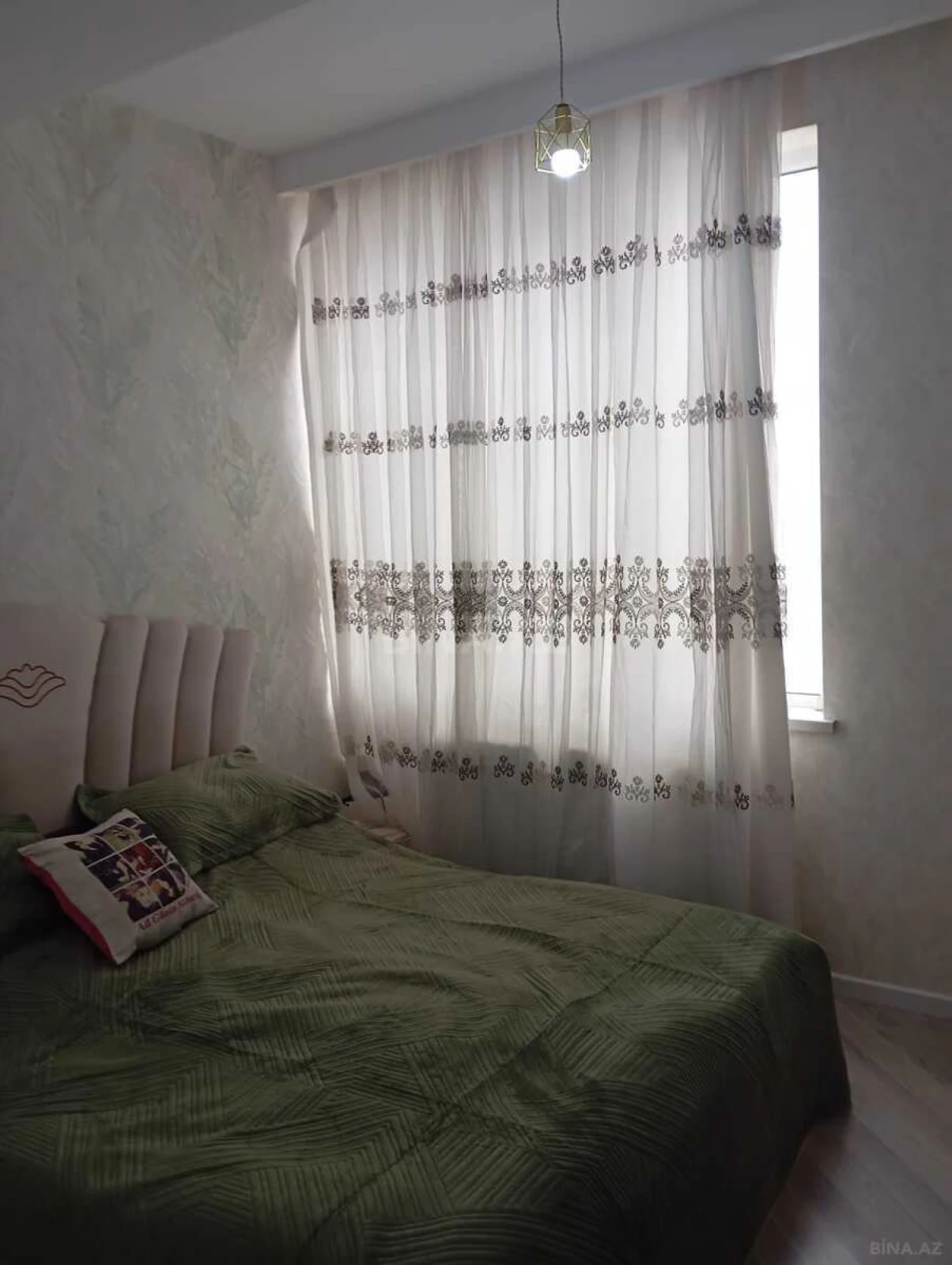 Satılır 3 otaqlı mənzil 110 m²