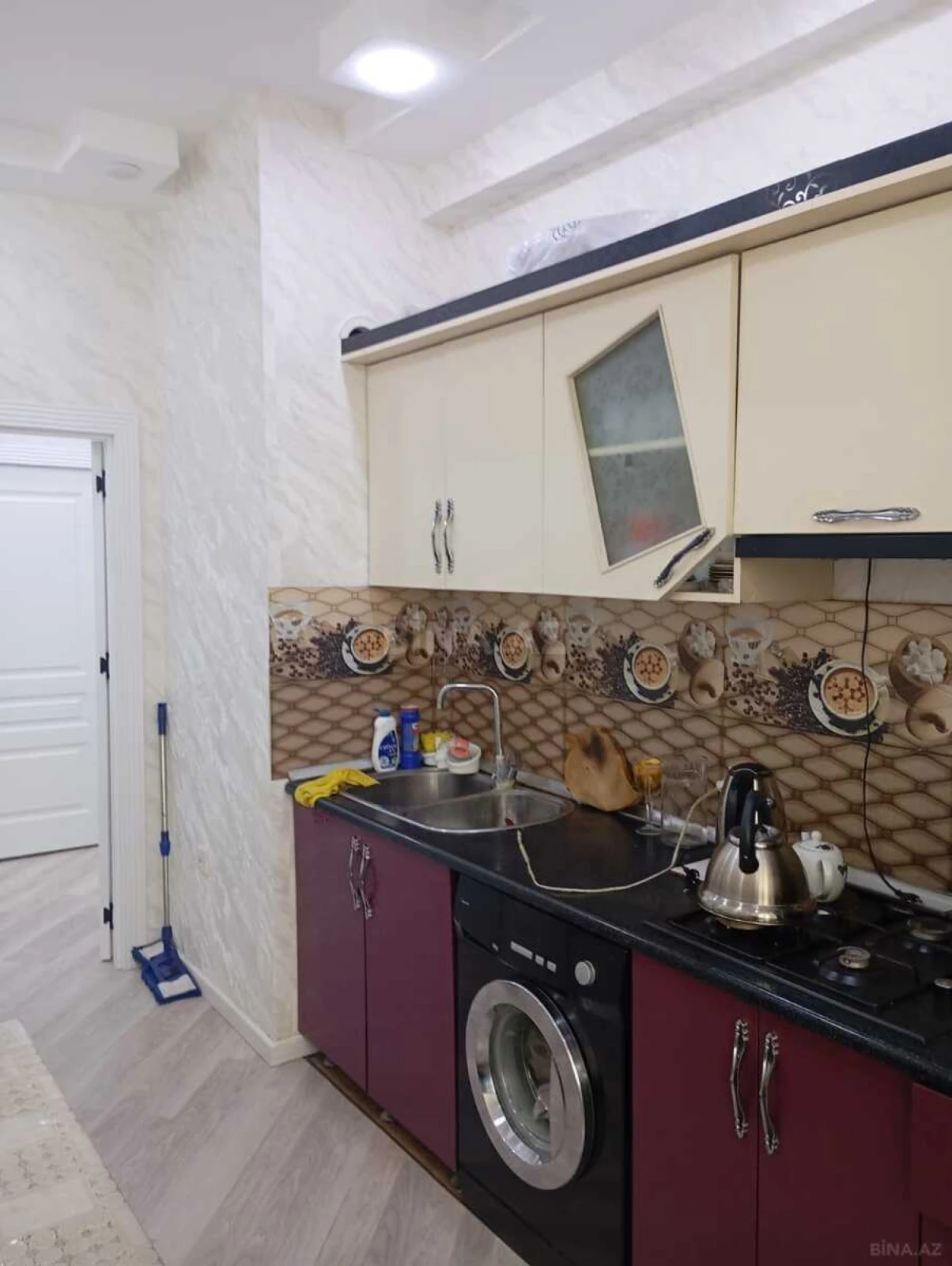 Satılır 3 otaqlı mənzil 110 m²