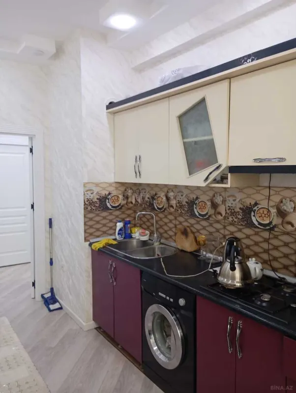 Satılır 3 otaqlı mənzil 110 m²