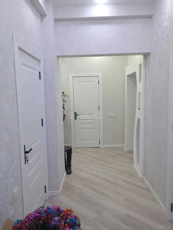 Satılır 3 otaqlı mənzil 110 m²