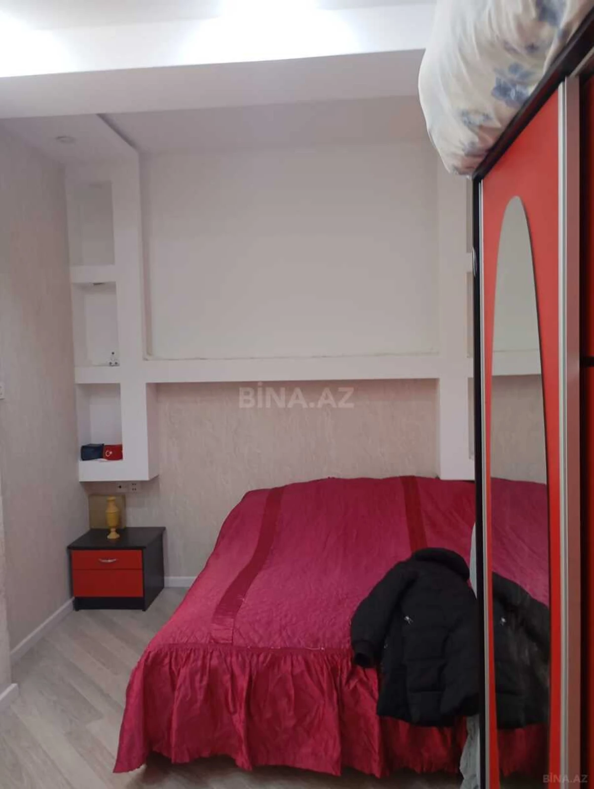 Satılır 3 otaqlı mənzil 110 m²