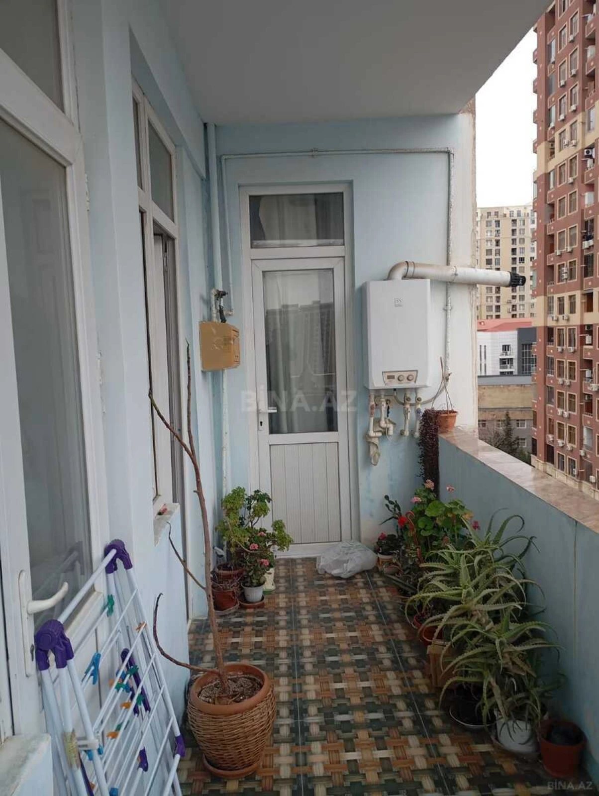 Satılır 3 otaqlı mənzil 110 m²