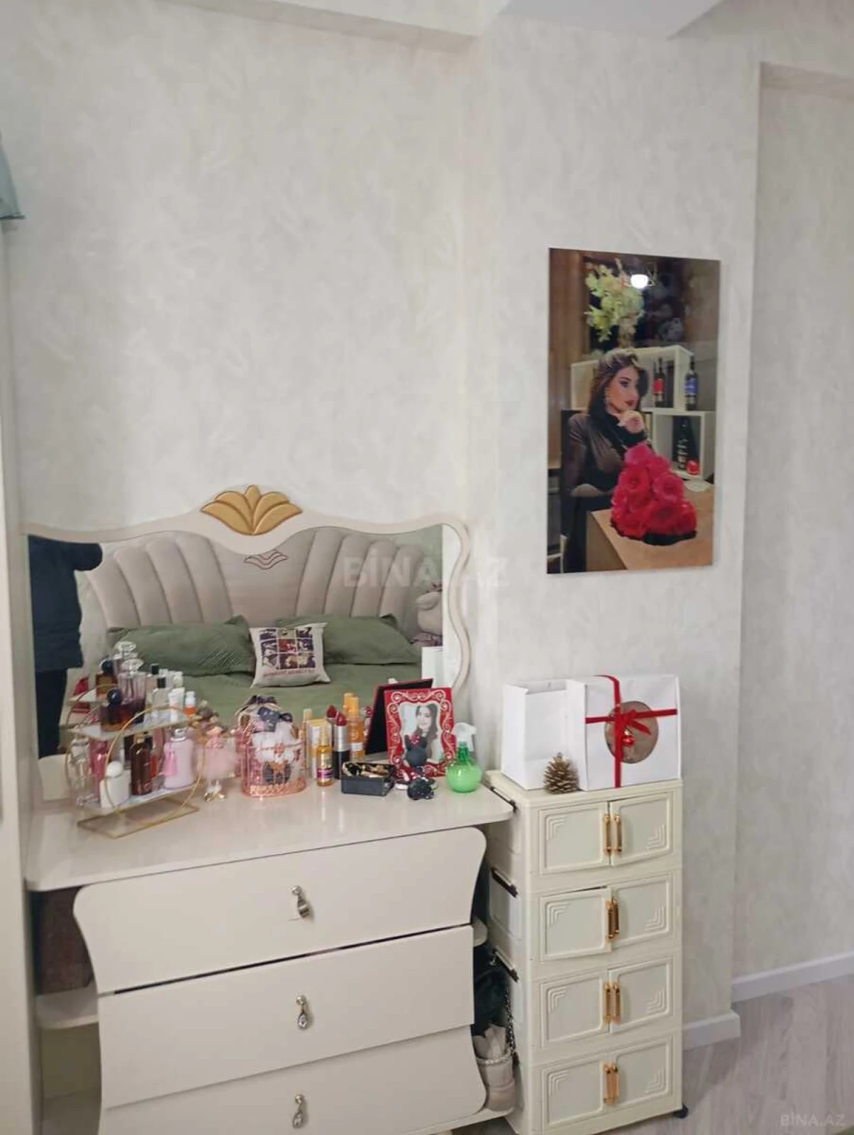 Satılır 3 otaqlı mənzil 110 m²