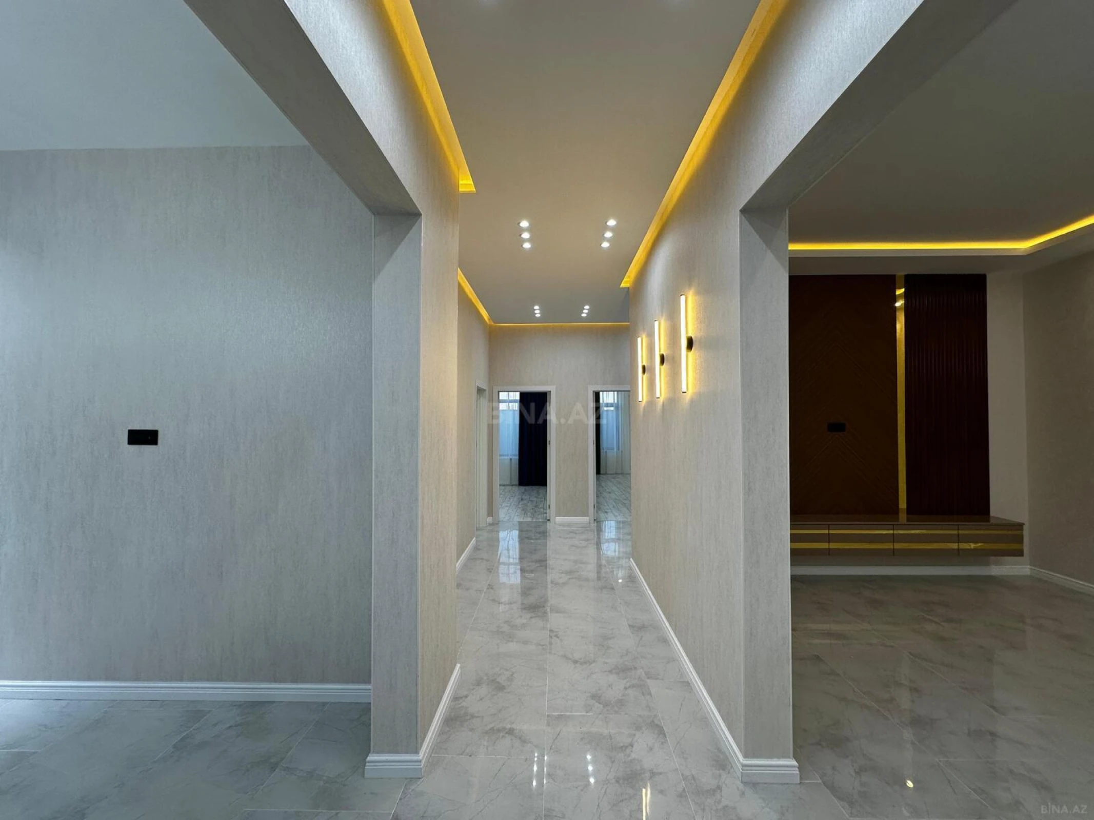 Satılır 4 otaqlı həyət evi 200 m²