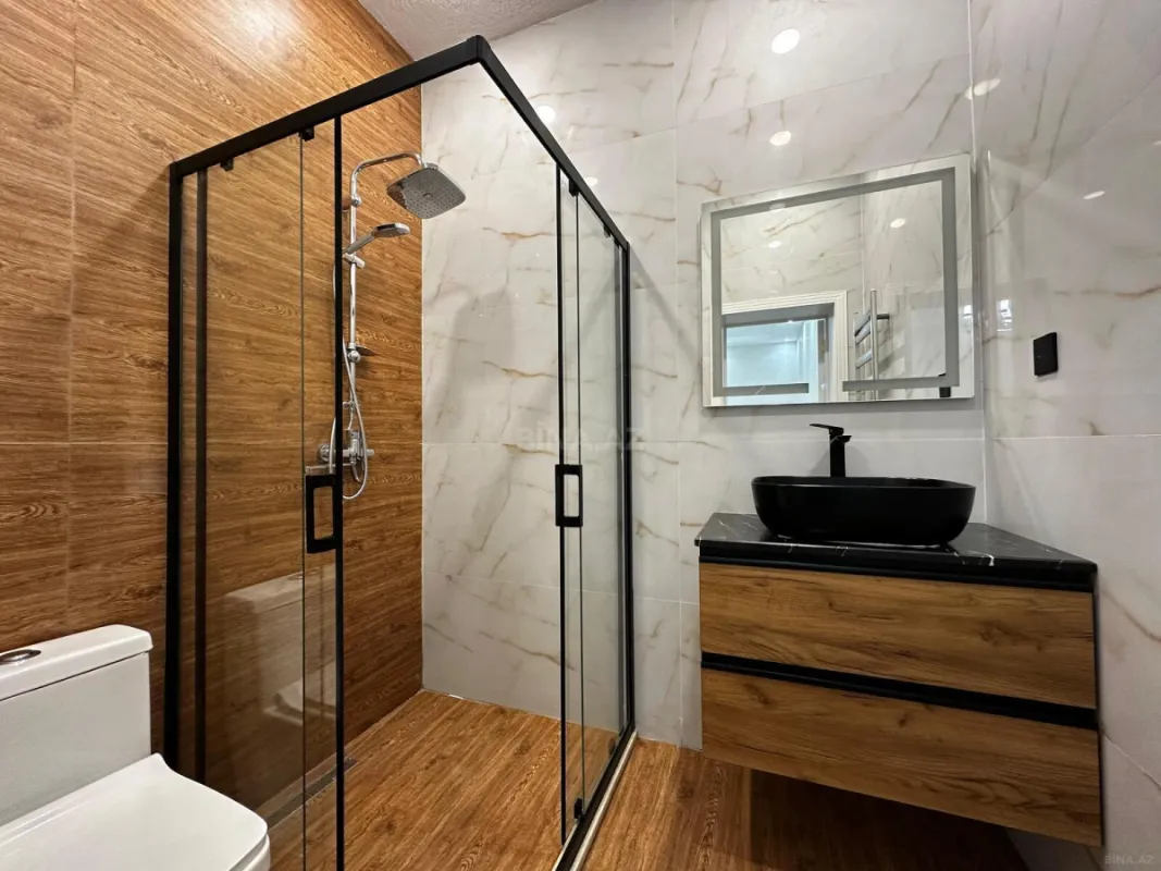 Satılır 4 otaqlı həyət evi 200 m²