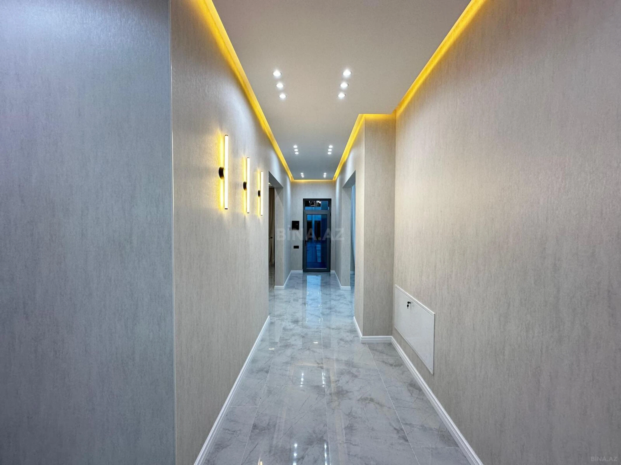 Satılır 4 otaqlı həyət evi 200 m²