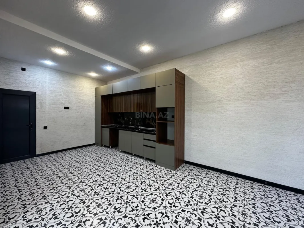 Satılır 4 otaqlı həyət evi 200 m²