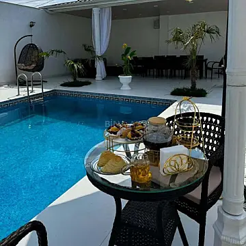 Kirayə verilir 5 otaqlı həyət evi 400 m²