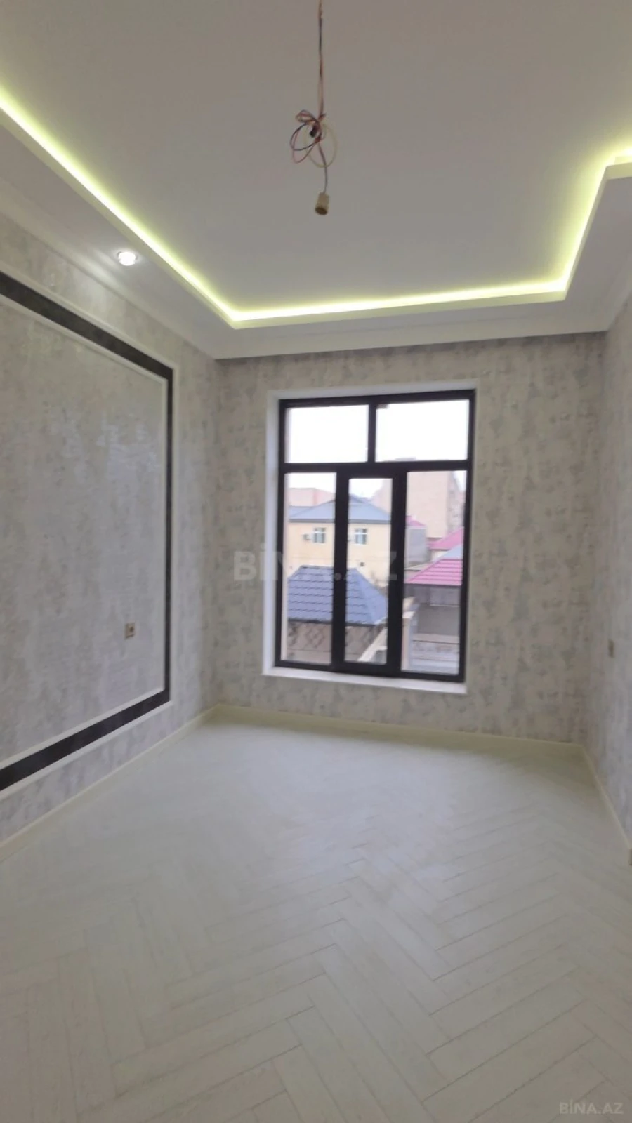 Satılır 7 otaqlı həyət evi 360 m²
