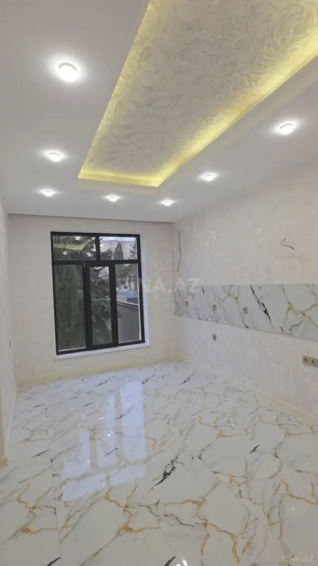 Satılır 7 otaqlı həyət evi 360 m²