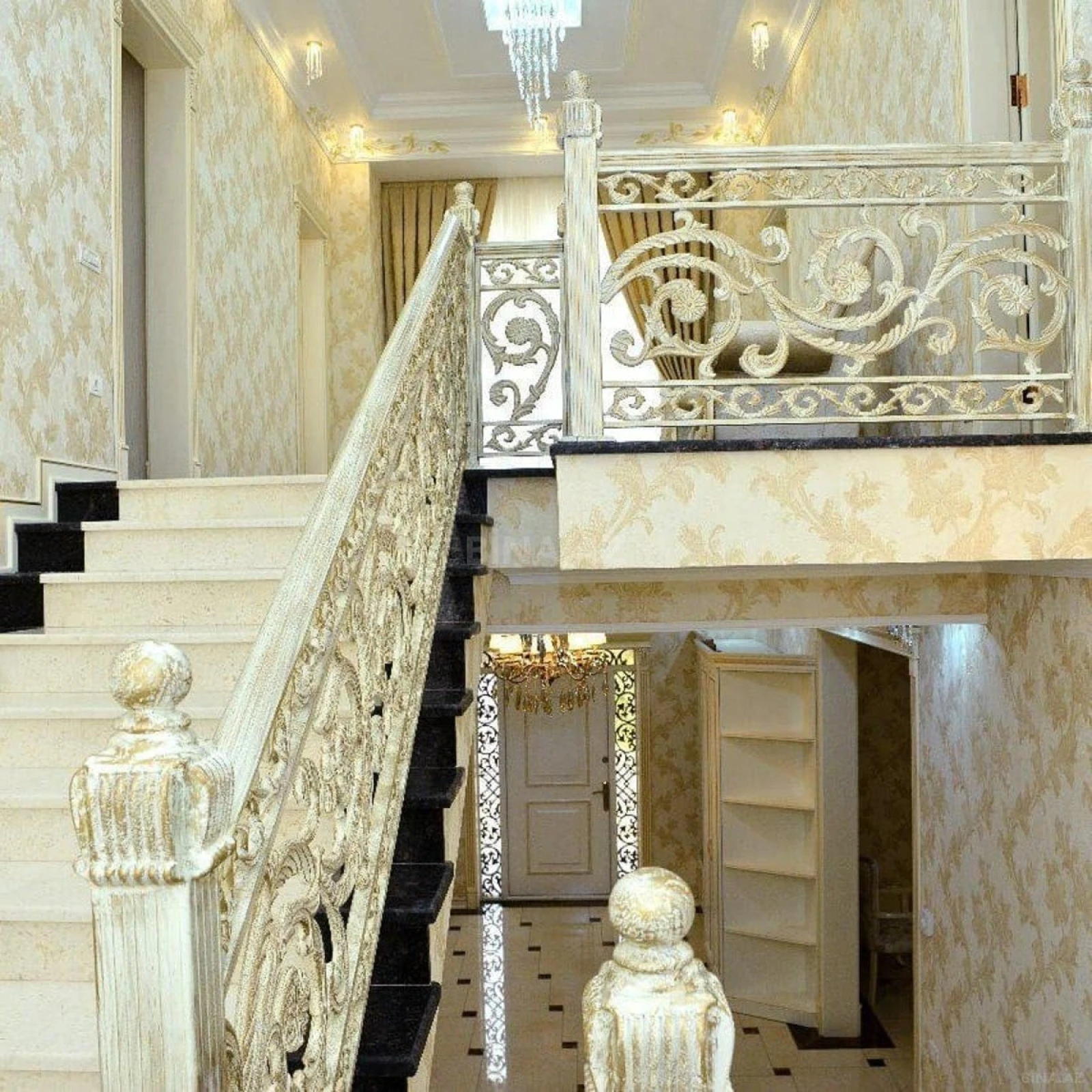 Kirayə verilir 4 otaqlı həyət evi 350 m²