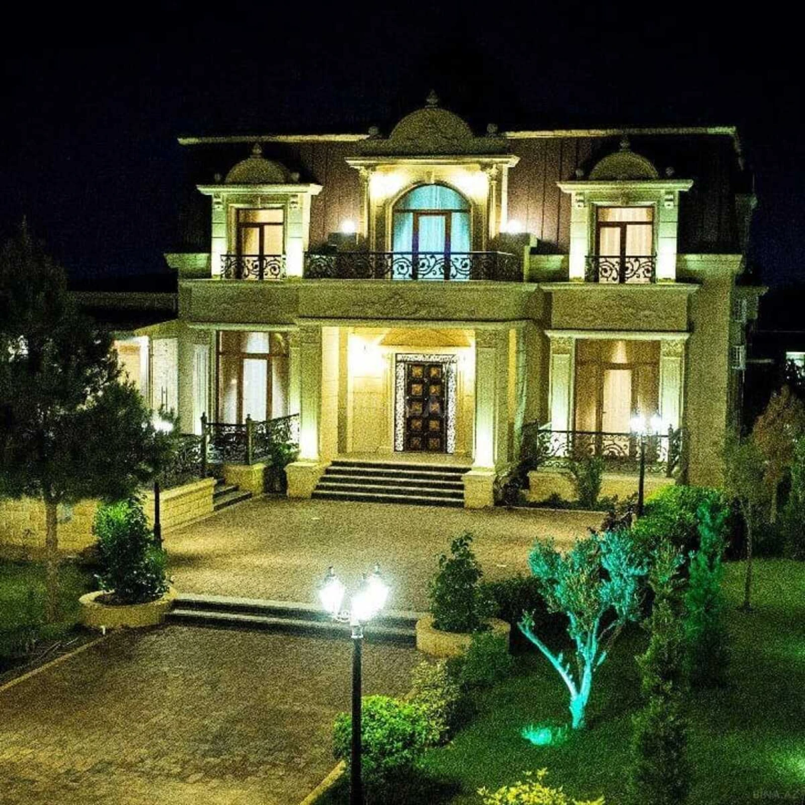 Kirayə verilir 4 otaqlı həyət evi 350 m²