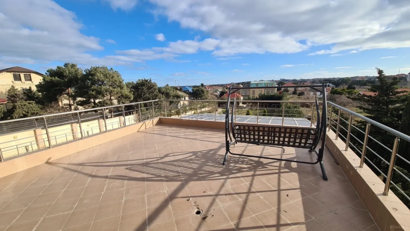 Satılır 6 otaqlı həyət evi 400 m²