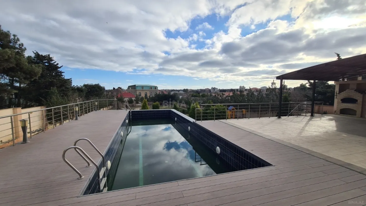 Satılır 6 otaqlı həyət evi 400 m²