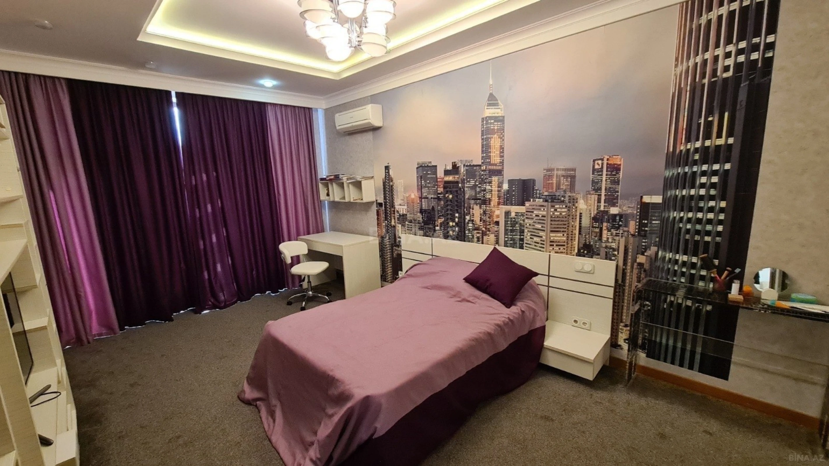 Satılır 6 otaqlı həyət evi 400 m²