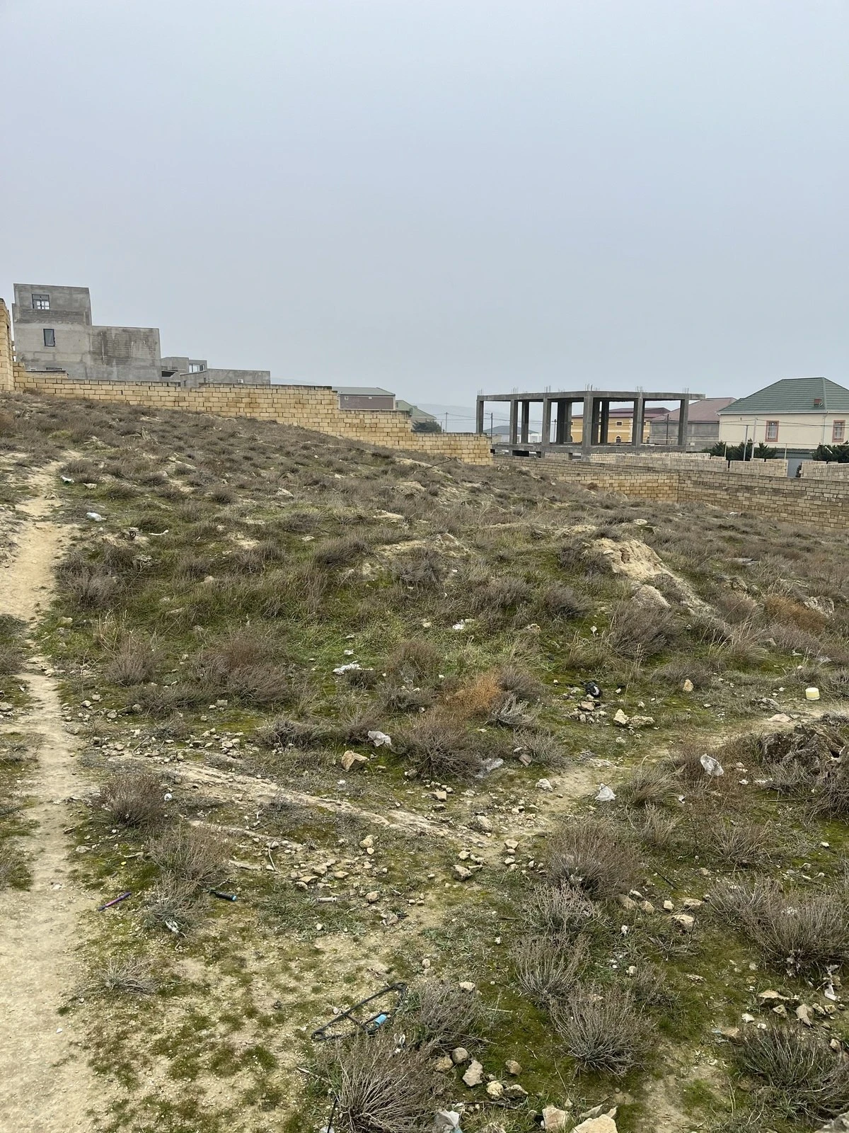 Satılır torpaq sahəsi 6 m²