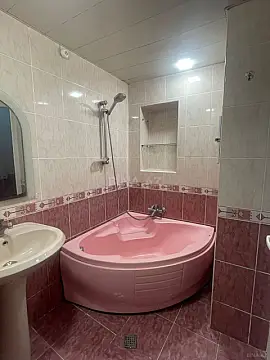 Satılır 2 otaqlı mənzil 58 m²