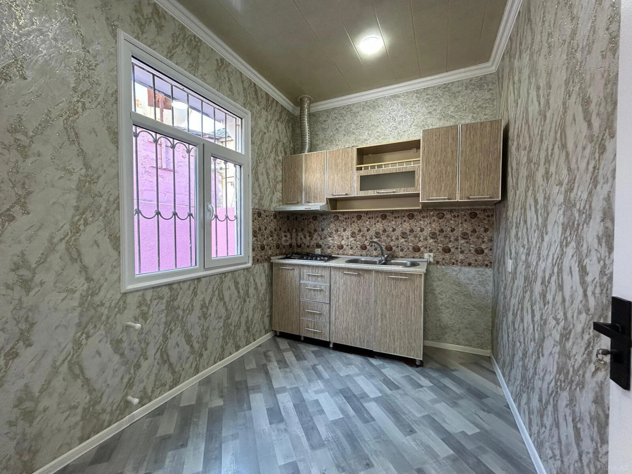Satılır 2 otaqlı həyət evi 70 m²
