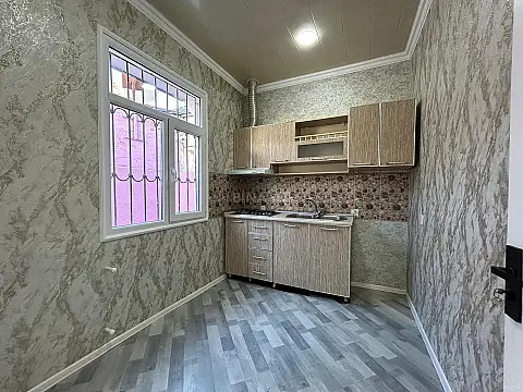 Satılır 2 otaqlı həyət evi 70 m²
