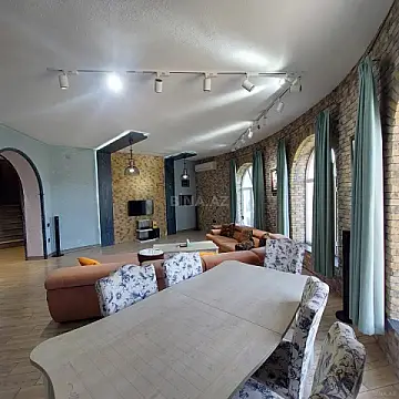 Kirayə verilir 5 otaqlı həyət evi 400 m²