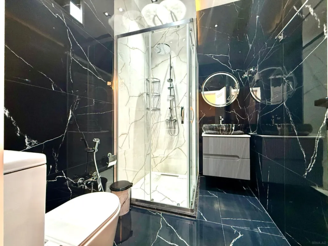 Satılır 4 otaqlı həyət evi 200 m²