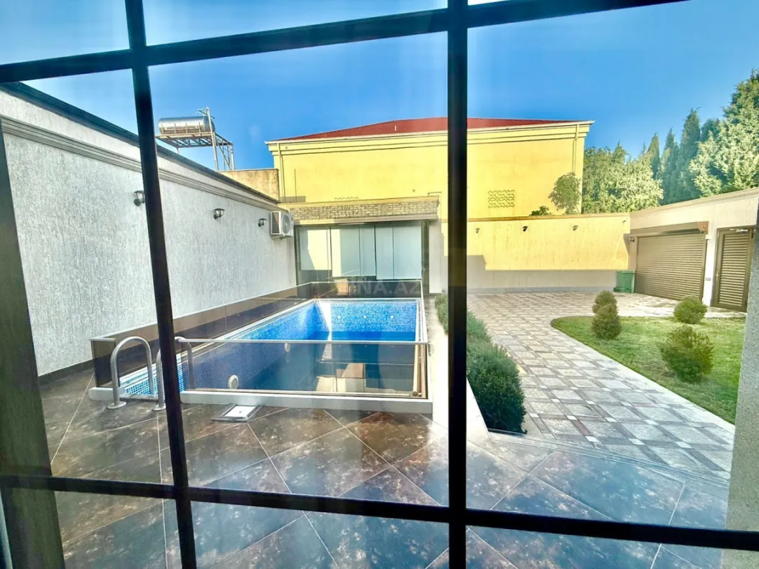 Satılır 4 otaqlı həyət evi 200 m²