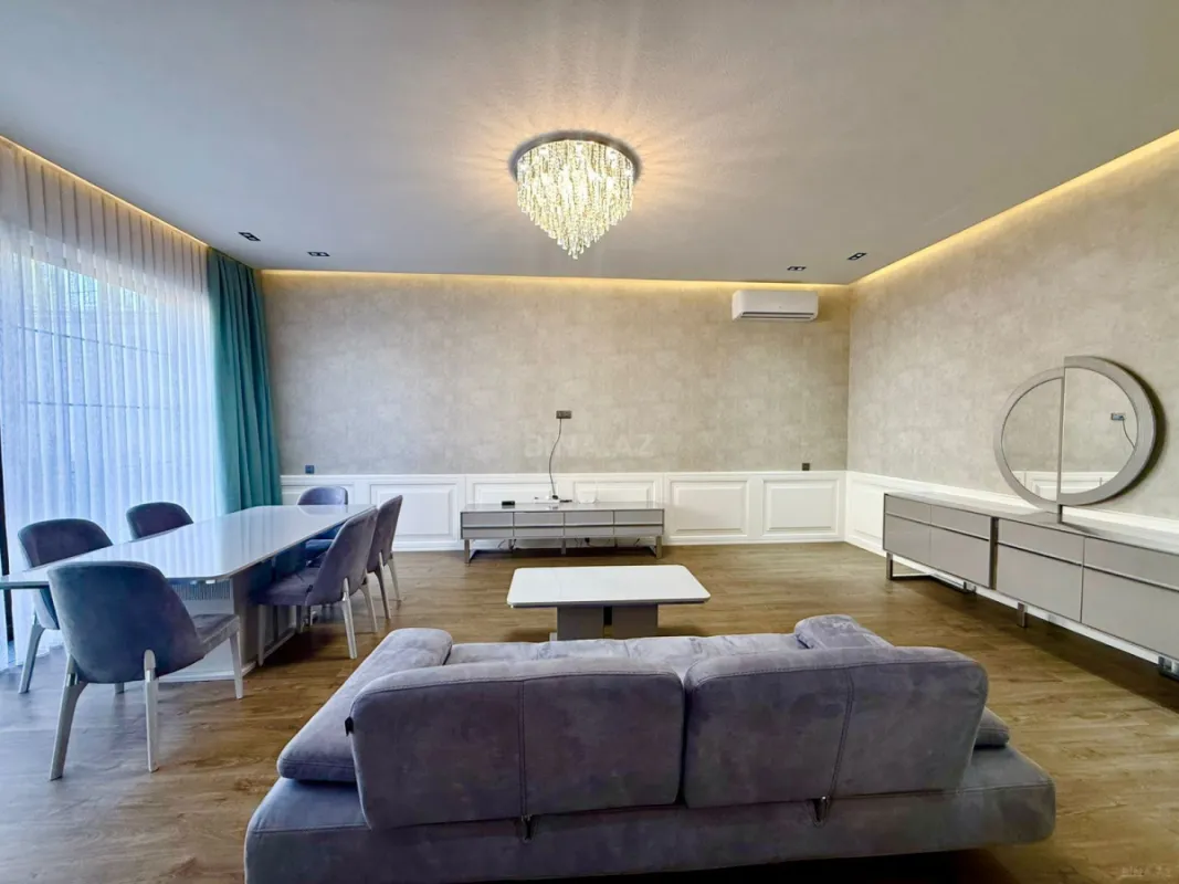 Satılır 4 otaqlı həyət evi 200 m²