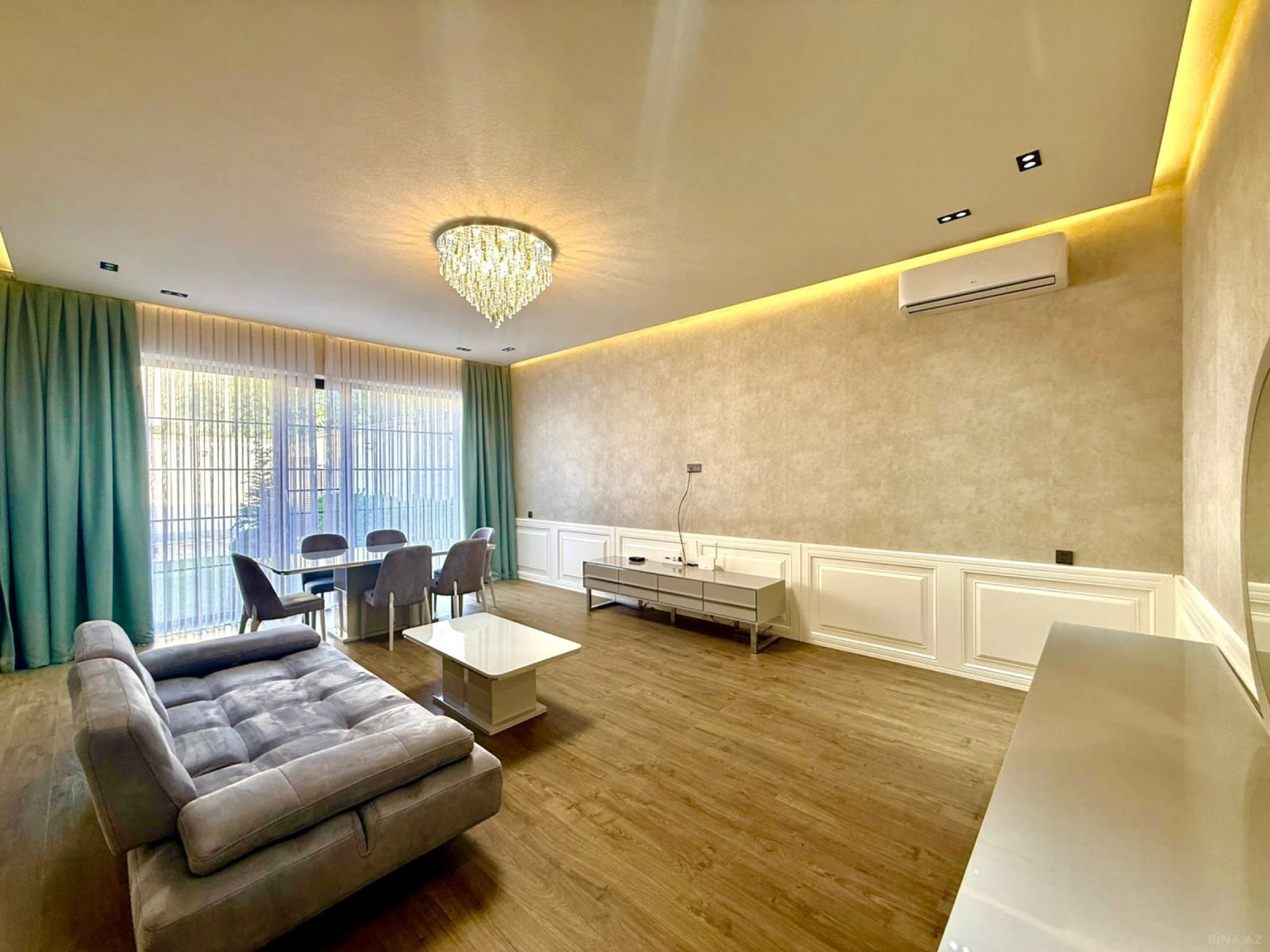 Satılır 4 otaqlı həyət evi 200 m²