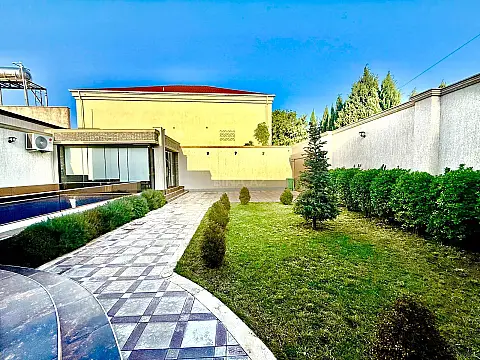 Satılır 4 otaqlı həyət evi 200 m²