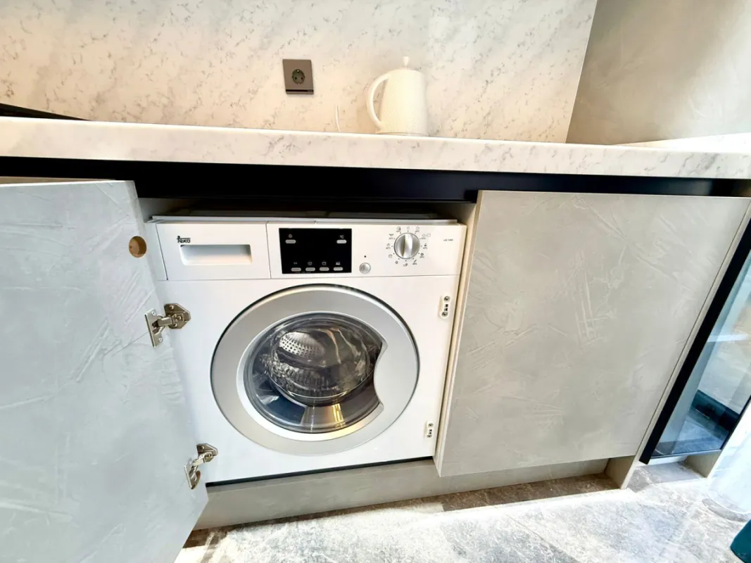 Satılır 4 otaqlı həyət evi 200 m²