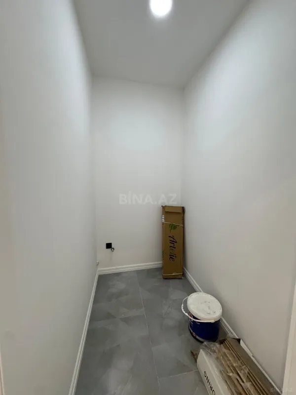 Satılır 4 otaqlı mənzil 170 m²