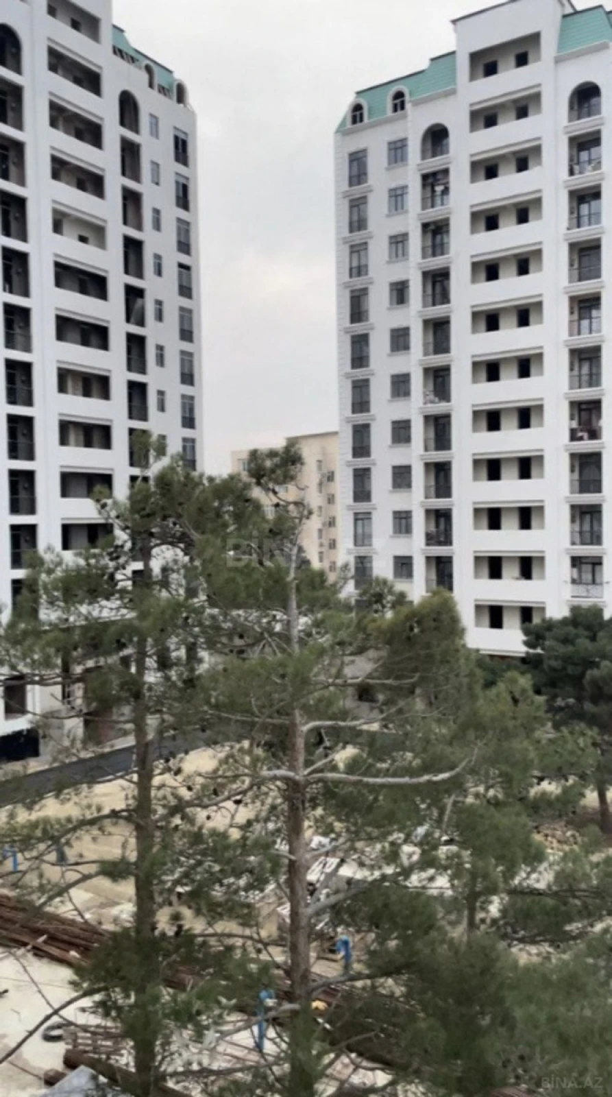 Satılır 1 otaqlı mənzil 45 m²