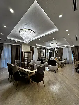 Satılır 3 otaqlı mənzil 168 m² — Bakı, Nizami 3 otaq 168.00 m²