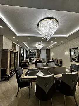 Satılır 3 otaqlı mənzil 168 m²