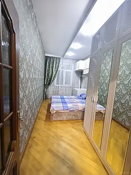 Satılır 2 otaqlı mənzil 60 m²