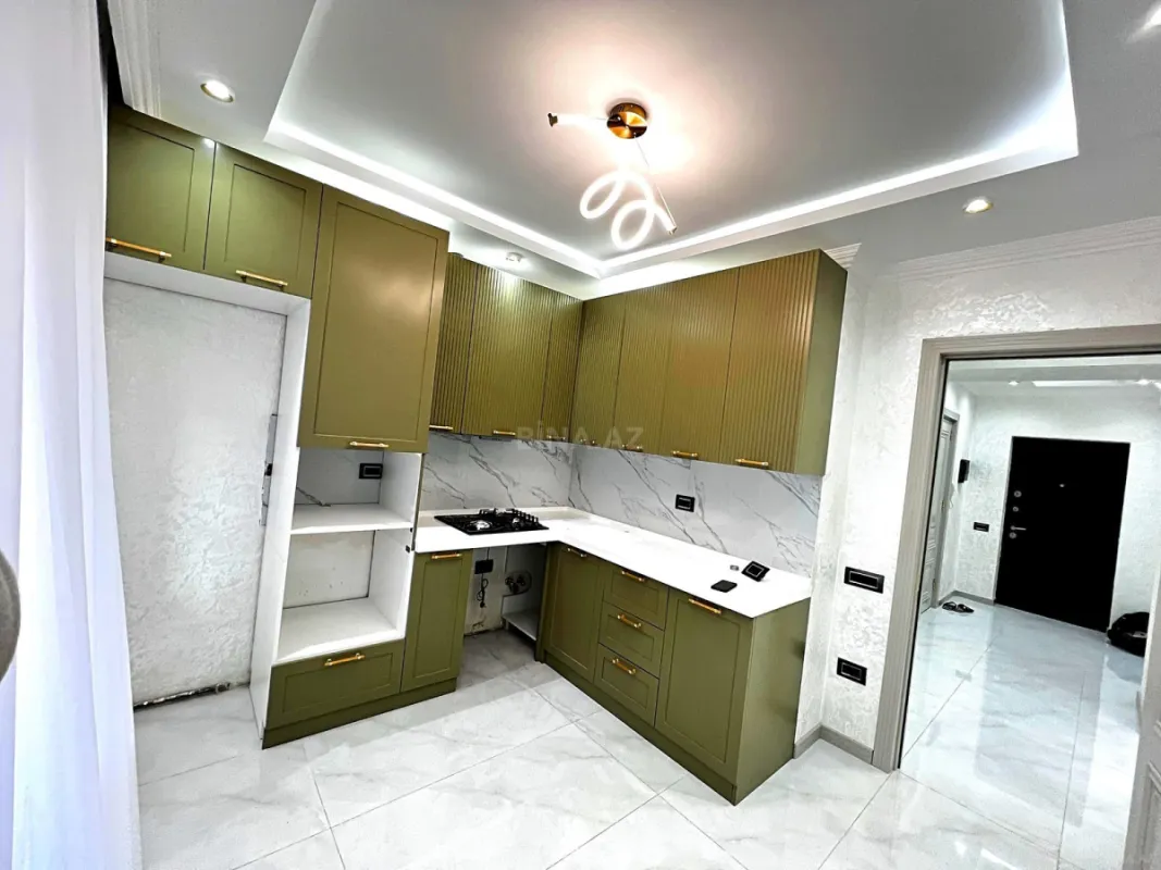 Satılır 3 otaqlı mənzil 107 m²