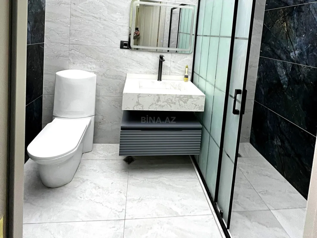 Satılır 3 otaqlı mənzil 107 m²