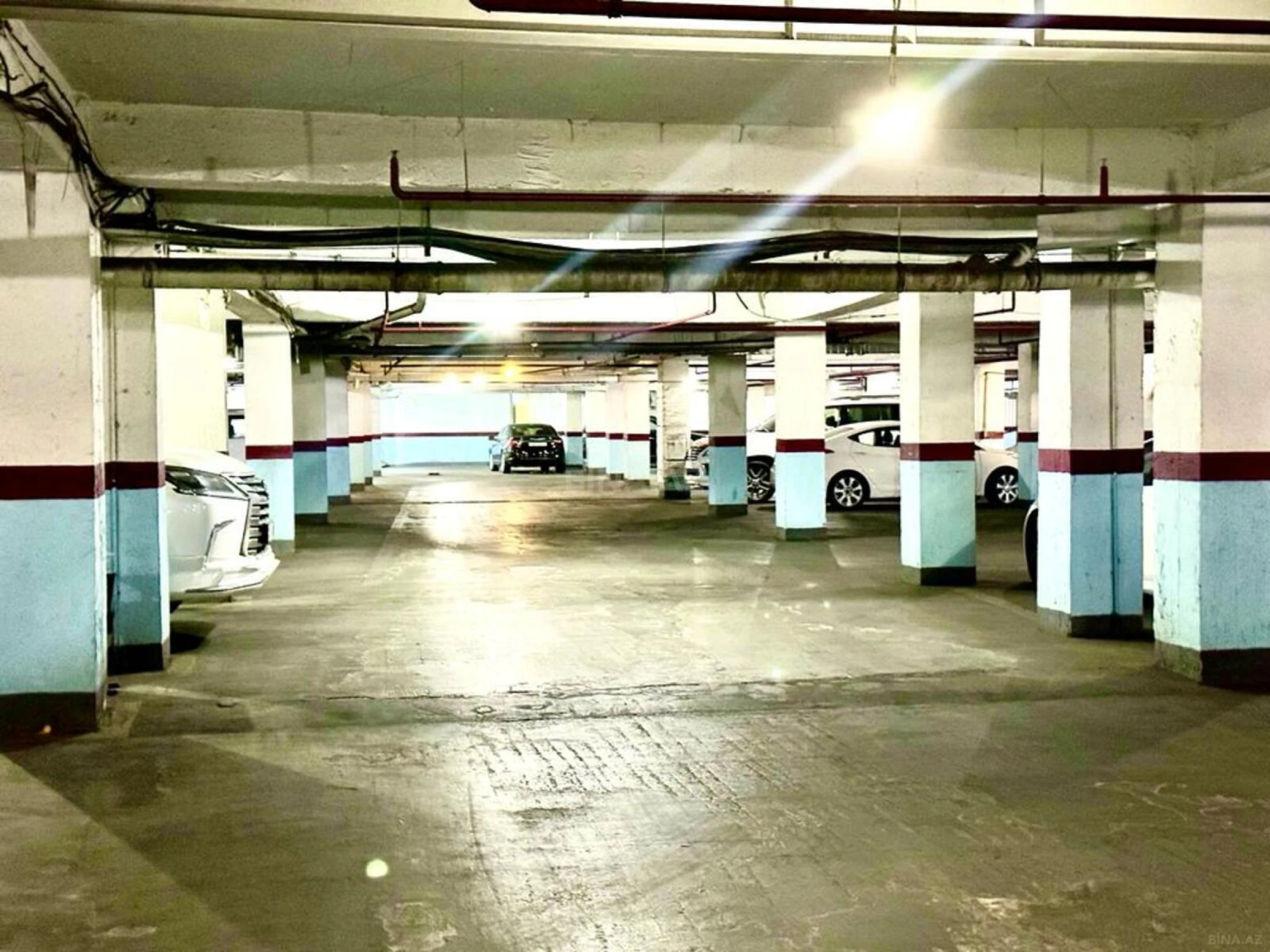 Satılır 3 otaqlı mənzil 107 m²