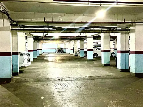 Satılır 3 otaqlı mənzil 107 m²