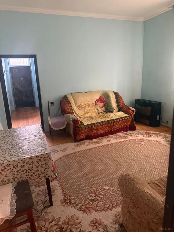 Kirayə verilir 2 otaqlı həyət evi 90 m²