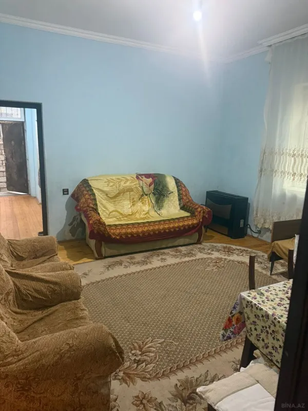 Kirayə verilir 2 otaqlı həyət evi 90 m²
