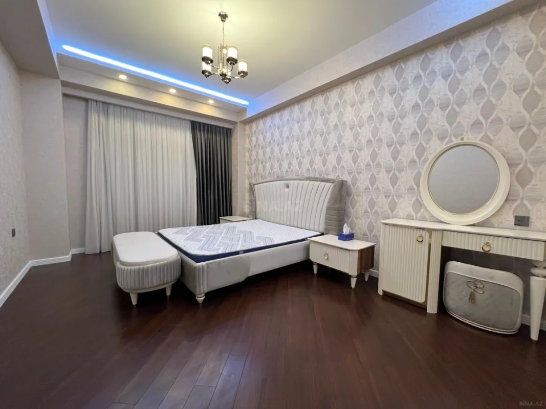 Kirayə verilir 2 otaqlı mənzil 100 m²