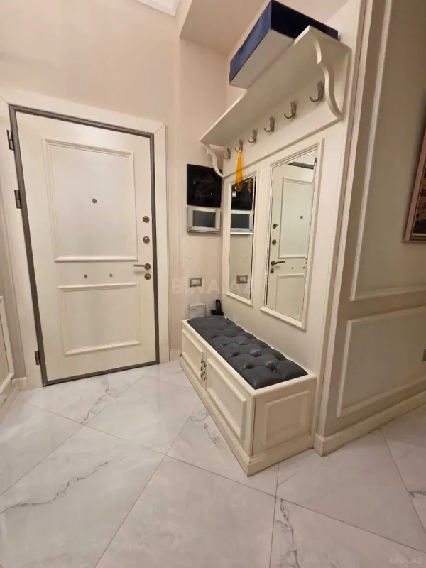 Kirayə verilir 3 otaqlı mənzil 115 m²