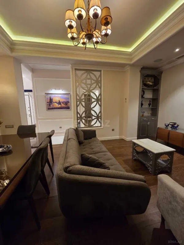 Kirayə verilir 3 otaqlı mənzil 115 m²