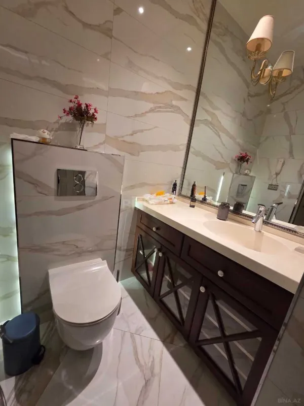 Kirayə verilir 3 otaqlı mənzil 115 m²