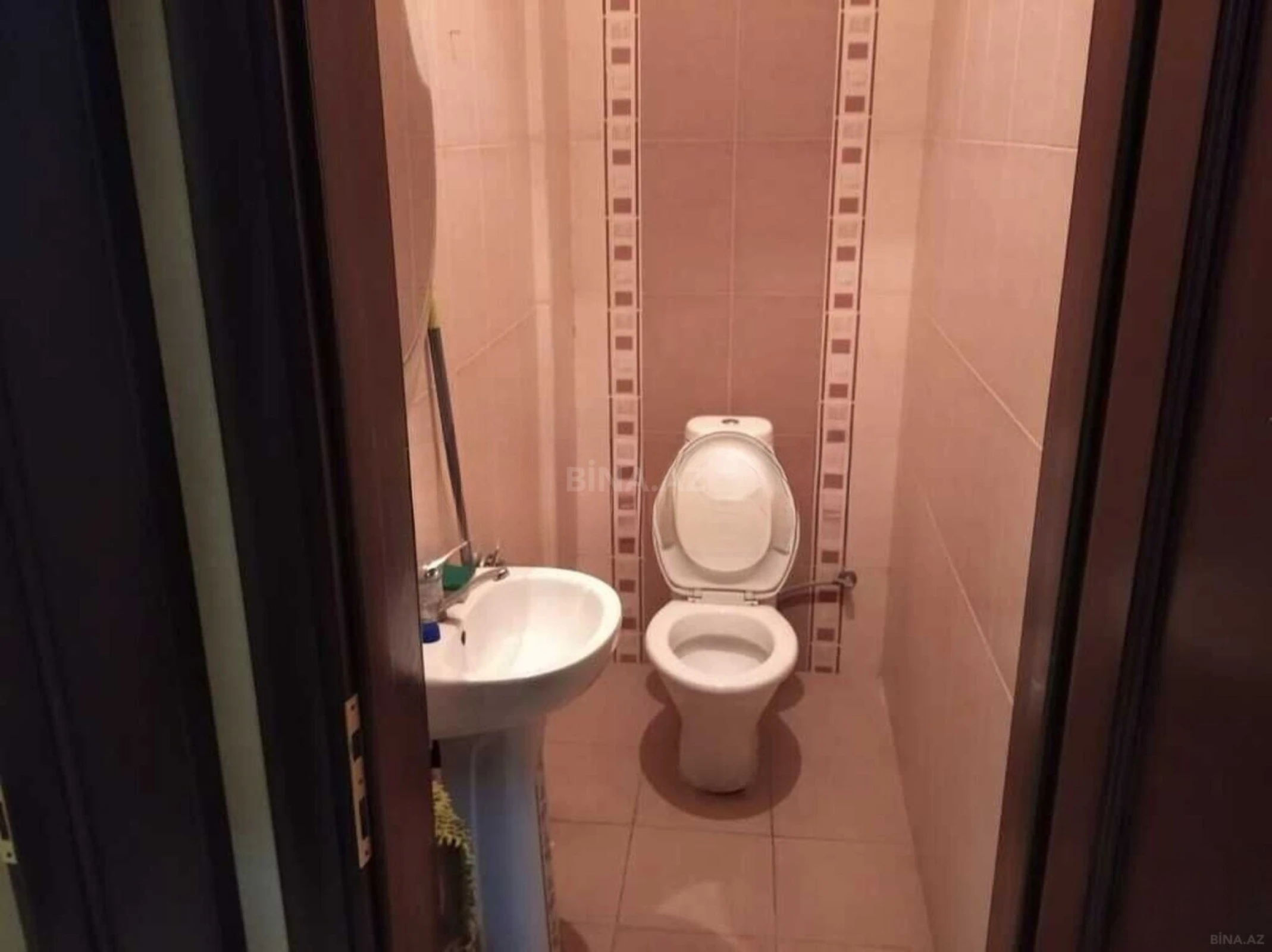 Kirayə verilir 2 otaqlı ofis 75 m²