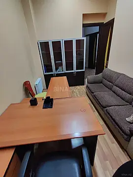 Kirayə verilir 2 otaqlı ofis 75 m²
