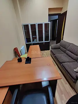 Kirayə verilir 2 otaqlı ofis 75 m²
