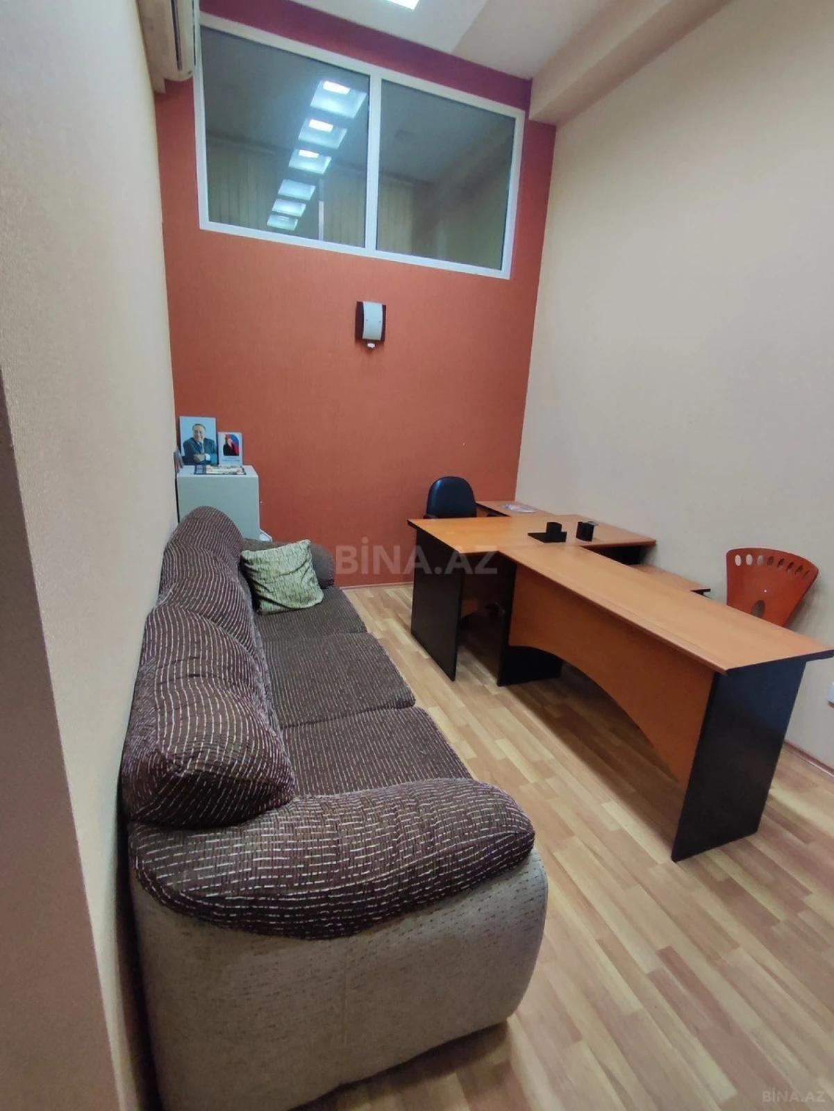 Kirayə verilir 2 otaqlı ofis 75 m²