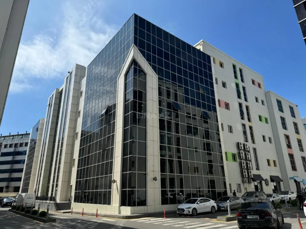 Kirayə verilir 1 otaqlı ofis 43 m²